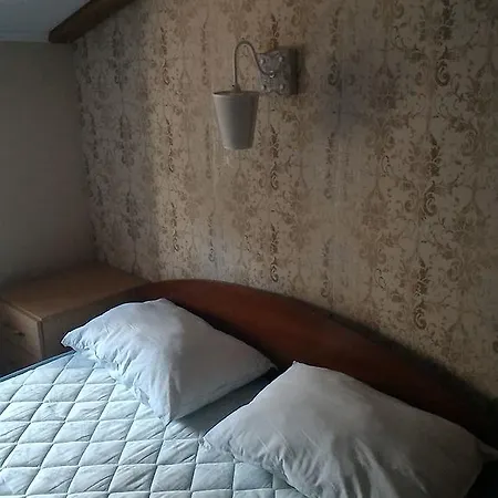 Modern In The Heart Of The City - Apartment